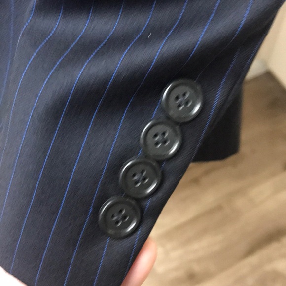 Burberry 2 piece suit worsted wool - Picture 6 of 7